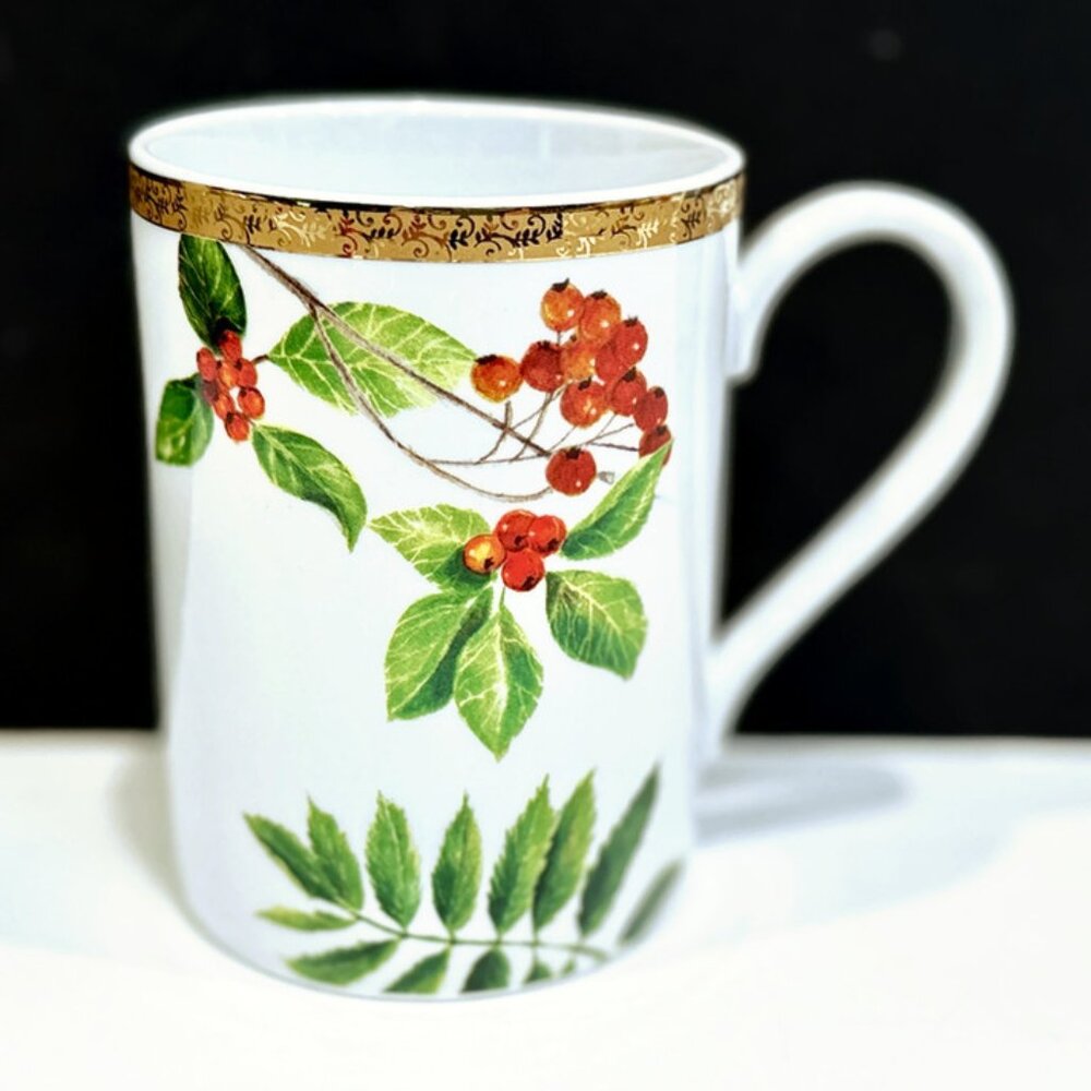 Holiday Coffee Mug, "Holiday Laurel" by St Nicholas Square, 18 Karat Gold Band